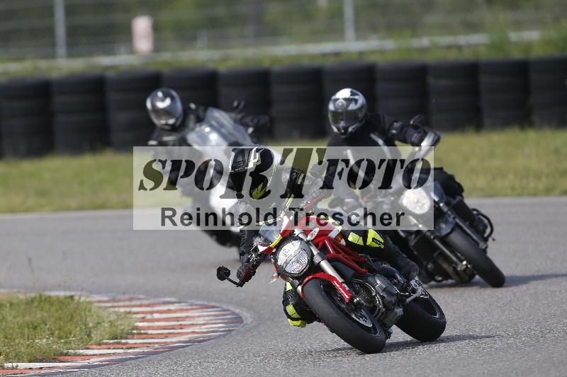 /Archiv-2024/17 01.05.2024 Speer Racing ADR/Schnuppertraining